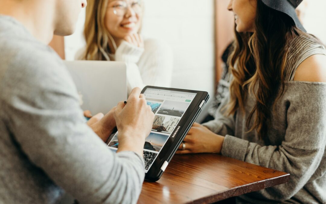 Lorem Ipsum is simply dummy text of the printing  Letraset sheets lpsum passages. 